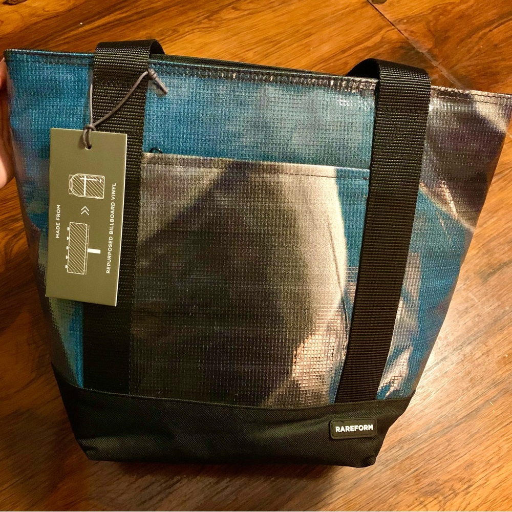 RAREFORM Beck Cooler Bag - Teal Black and White - One of a Kind - New with tags
